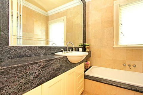 ABC Accommodation - Rosebud - Sunshine Coast Tourism 15
