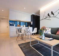 Ali  Hill accommodationlighthouse - Sunshine Coast Tourism
