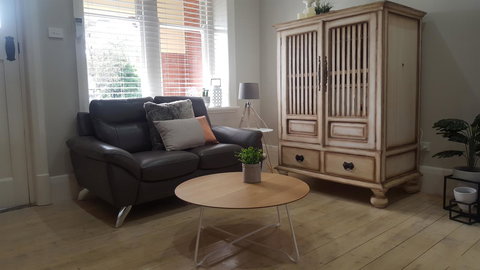 Boutique Heritage Studios On Ryrie Geelong CBD Opposite Hospital - Sunshine Coast Tourism 7