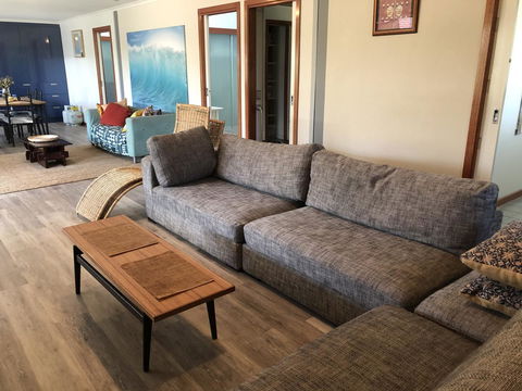 Beautiful, Cosy And Quiet - Holiday Sunshine Coast 5