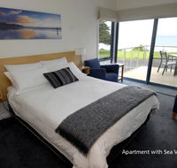Seascape Accommodation - Holiday Sunshine Coast