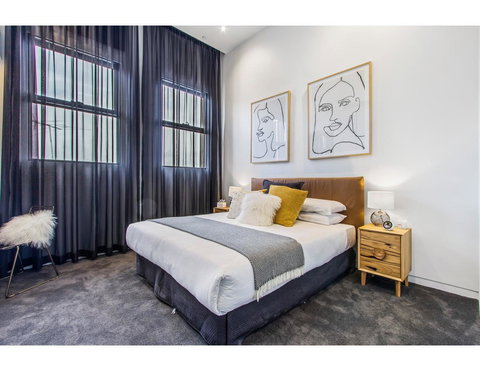 Ultimate Luxury Penthouse From The Block - Holiday Sunshine Coast 3