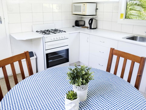 Gipsy Point Lodge & Cottages - Sunshine Coast Tourism 28