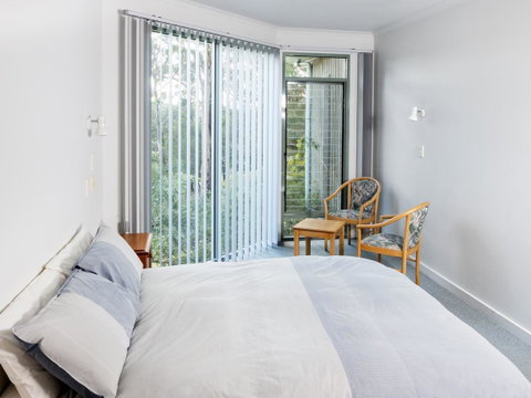 Gipsy Point Lodge & Cottages - Sunshine Coast Tourism 24
