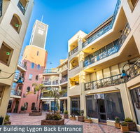 Clocktower Apartment Hotel - Holiday Sunshine Coast