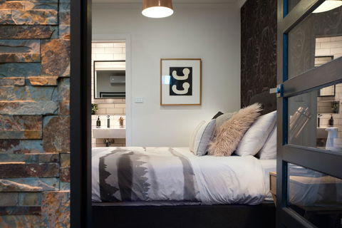 East Street Daylesford - Sunshine Coast Tourism 2