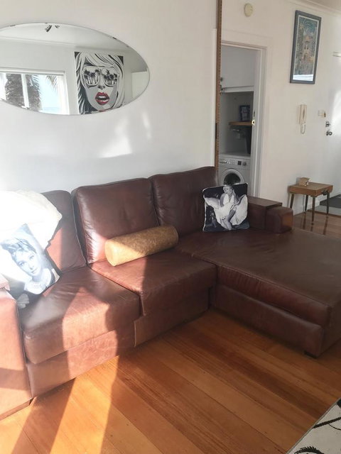 Beach Front Beauty - Sunshine Coast Tourism 1