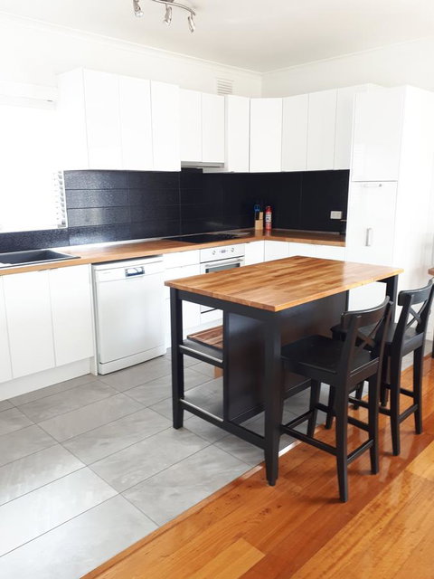 Beach Front Beauty - Sunshine Coast Tourism 8