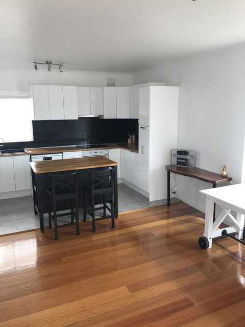 Beach Front Beauty - Sunshine Coast Tourism 12