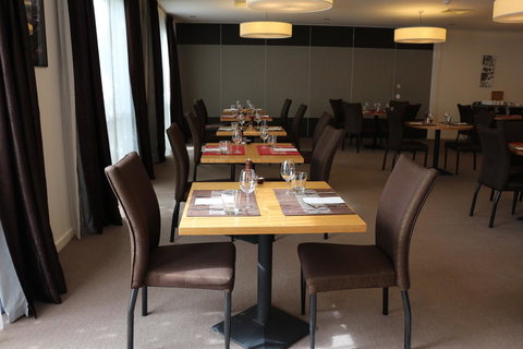 Bairnsdale International - Holiday Sunshine Coast 15