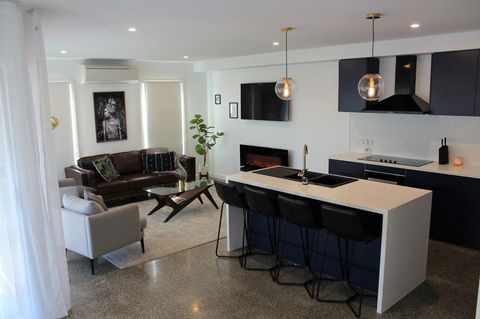 Escape On Birch - Sunshine Coast Tourism 2
