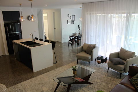 Escape On Birch - Sunshine Coast Tourism 28