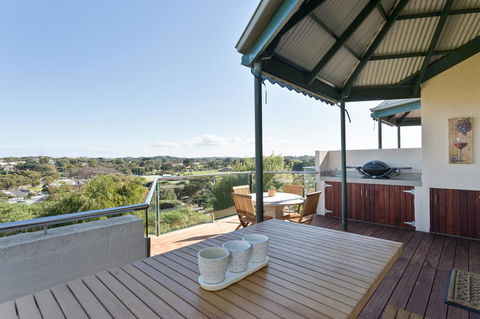 7 & 8 Monte Vista Sorrento - Sunshine Coast Tourism 6