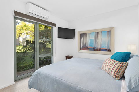 7 & 8 Monte Vista Sorrento - Sunshine Coast Tourism 4