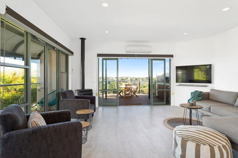 7 & 8 Monte Vista Sorrento - Sunshine Coast Tourism 9