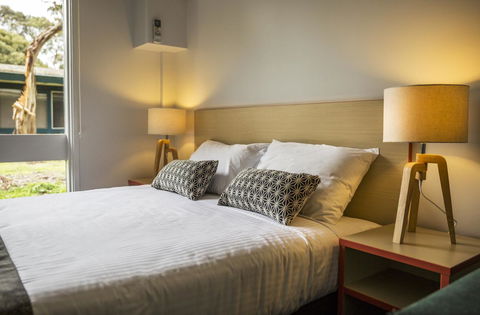 Burvale Hotel - Sunshine Coast Tourism 31