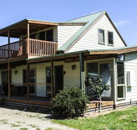 Beechworth Cottages - Sunshine Coast Tourism