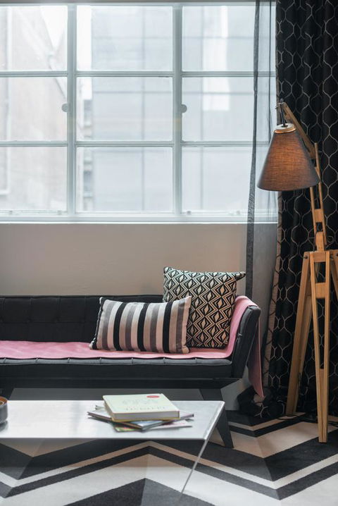 Adelphi Hotel - Holiday Sunshine Coast 23