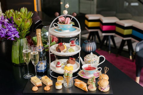 Adelphi Hotel - Holiday Sunshine Coast 35