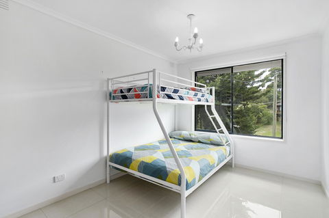 Fairhills - NEW LISTING, Beautifully Styled - Sunshine Coast Tourism 6