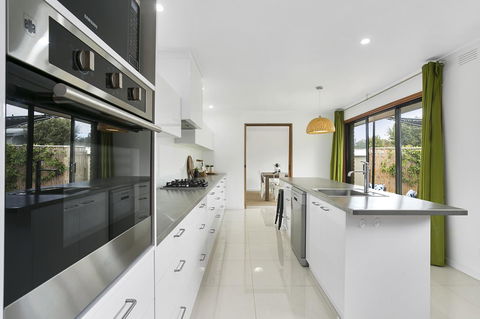 Fairhills - NEW LISTING, Beautifully Styled - Sunshine Coast Tourism 2