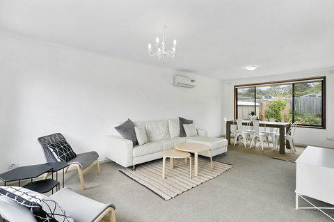 Fairhills - NEW LISTING, Beautifully Styled - Sunshine Coast Tourism 3