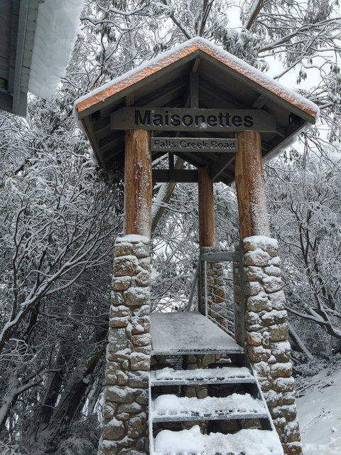 Maisonettes Falls Creek - Holiday Sunshine Coast 1