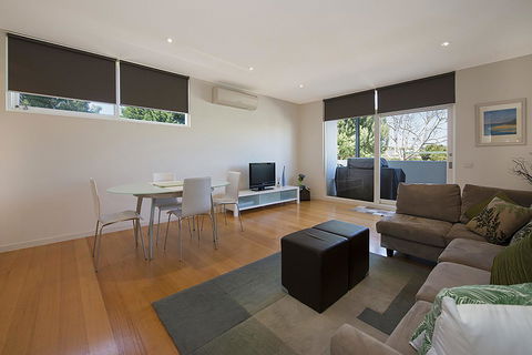 Sorrento Chic - Sunshine Coast Tourism 3