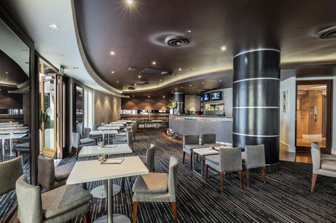 Quay West Suites Melbourne - Holiday Sunshine Coast 18