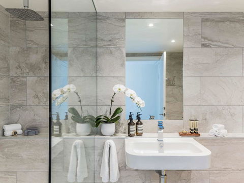 Quay West Suites Melbourne - Holiday Sunshine Coast 28