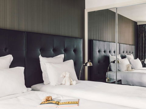 Quay West Suites Melbourne - Holiday Sunshine Coast 42