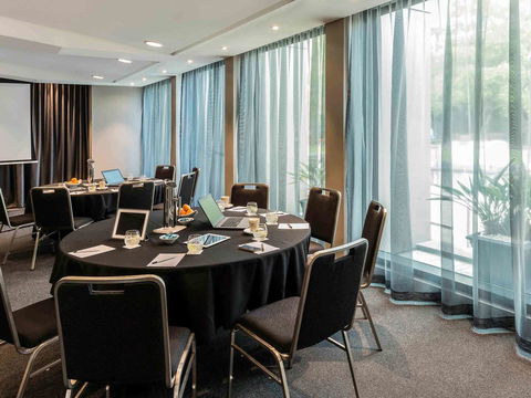 Quay West Suites Melbourne - Holiday Sunshine Coast 26
