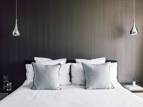 Quay West Suites Melbourne - Holiday Sunshine Coast 36