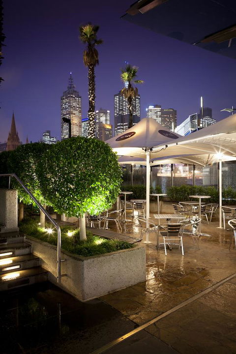 Quay West Suites Melbourne - Holiday Sunshine Coast 23