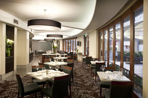 Quay West Suites Melbourne - Holiday Sunshine Coast 21