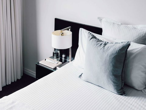 Quay West Suites Melbourne - Holiday Sunshine Coast 39