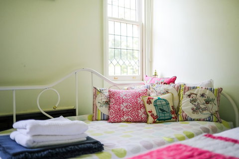 Miss Pym's Cottage - Sunshine Coast Tourism 21