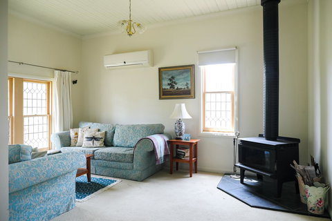 Miss Pym's Cottage - Sunshine Coast Tourism 35