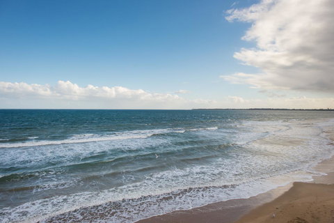 Beach Belle - Holiday Sunshine Coast 14