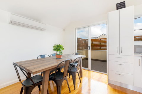 Beach Belle - Holiday Sunshine Coast 4