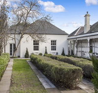 Camellia Cottage - Sunshine Coast Tourism