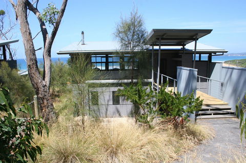 Apollos View Accommodation - Holiday Sunshine Coast 1