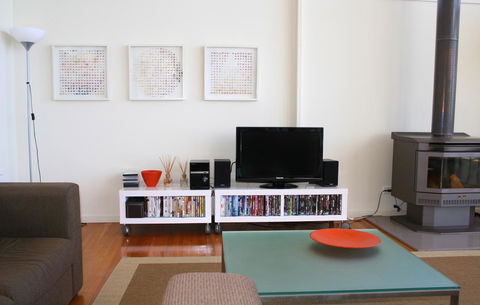 Apollos View Accommodation - Holiday Sunshine Coast 8