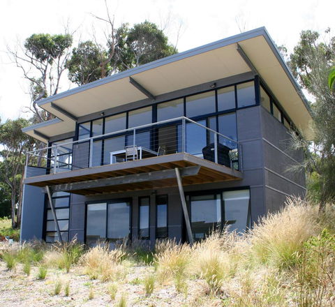 Apollos View Accommodation - Holiday Sunshine Coast 4