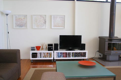 Apollos View Accommodation - Holiday Sunshine Coast 2