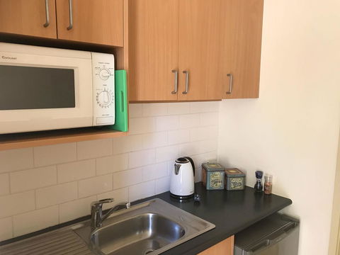 Lakeside Conti Villas - Sunshine Coast Tourism 15