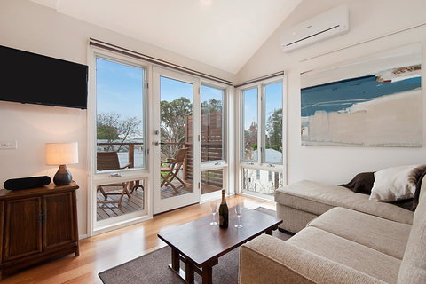 Salt Loft - Holiday Sunshine Coast 1