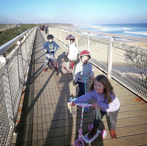 Stunning Waterfront Only 10 Minutes To Phillip Island - FREE EV UNIT 7kW For Electric Cars - Pet Friendly, Fireplace FREE WIFI Wine & Chocolates - Sunshine Coast Tourism 27