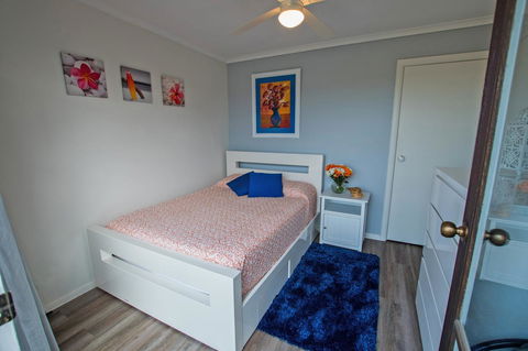 Stunning Waterfront Only 10 Minutes To Phillip Island - FREE EV UNIT 7kW For Electric Cars - Pet Friendly, Fireplace FREE WIFI Wine & Chocolates - Sunshine Coast Tourism 19