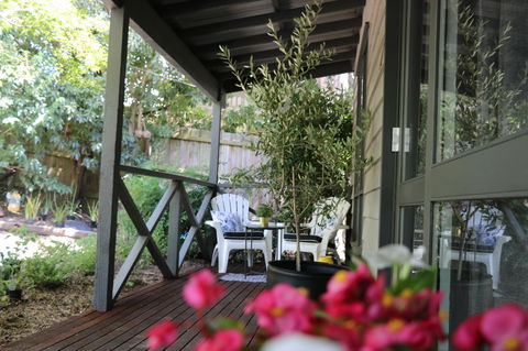 Haig Avenue - Sunshine Coast Tourism 0